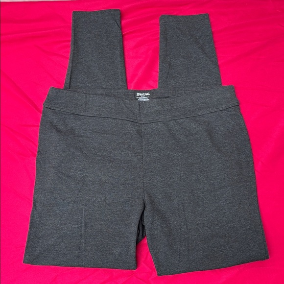 Big Bundle of Yoga Pants - Picture 9 of 16